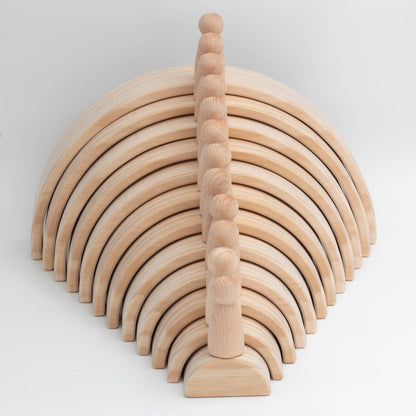 Trefigurer - naturlig tre - sett med 12 stk